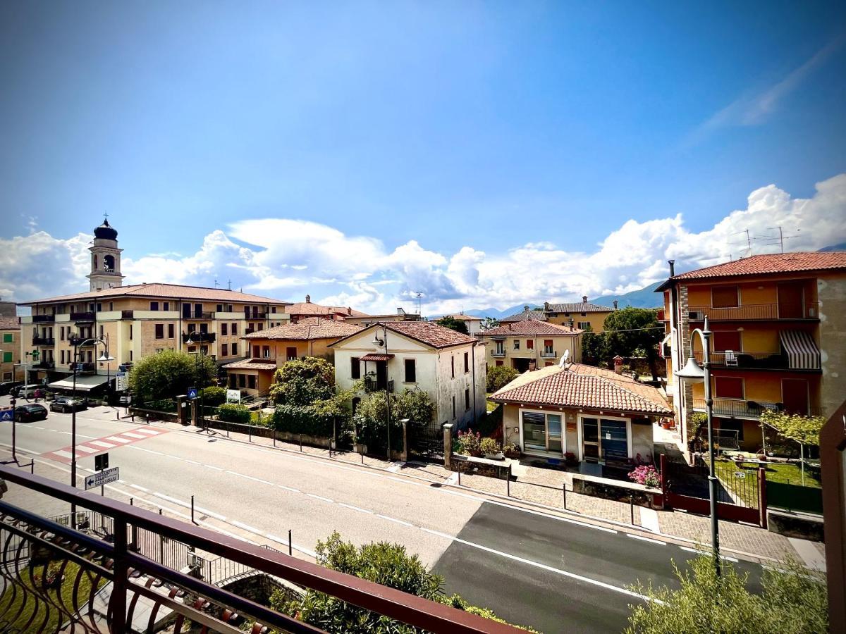Berengario Suites Torri Del Benaco Exterior foto